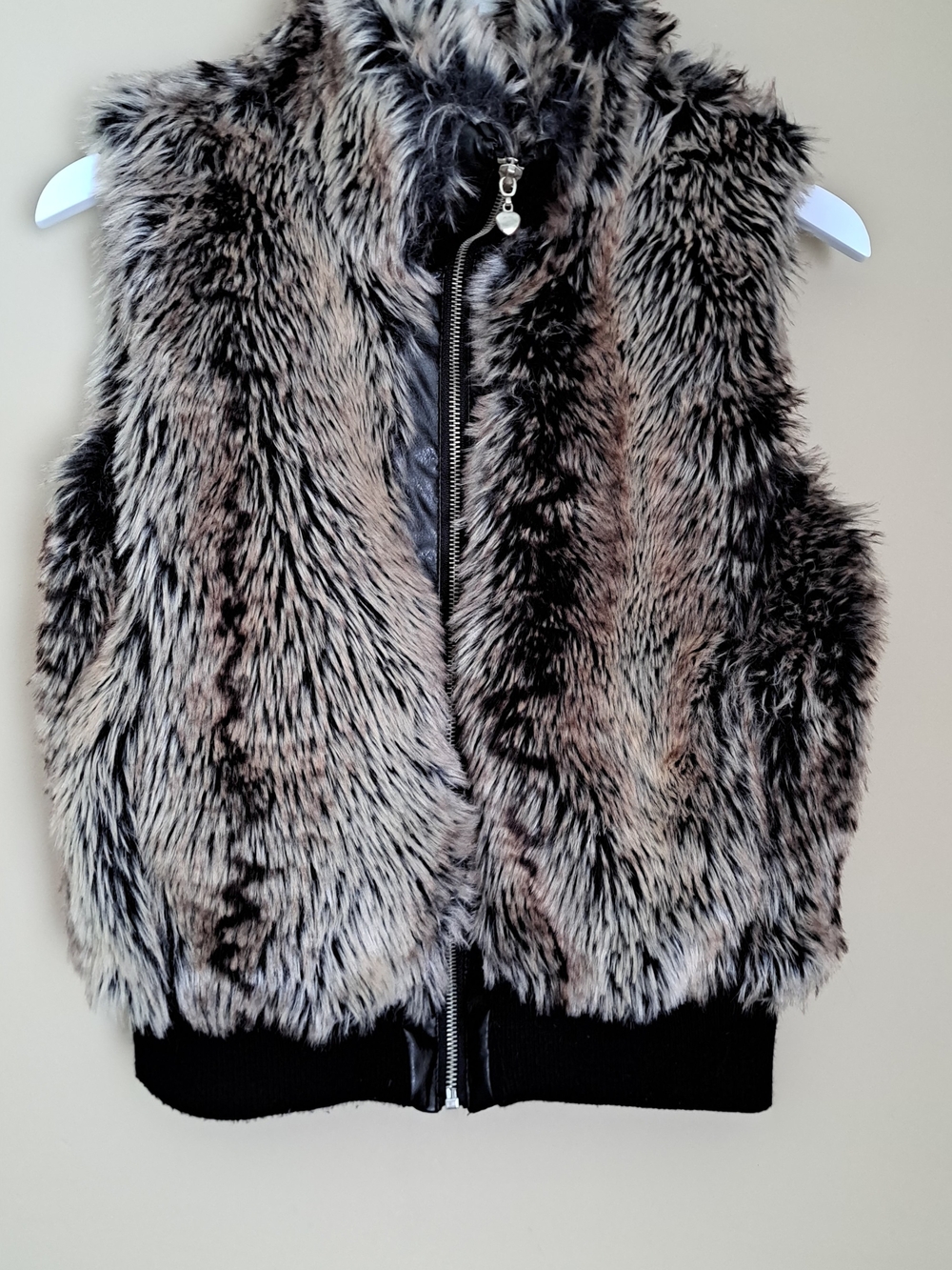 Dollhouse Outerwear- Faux Fur High Zip Collar Vest. Y2K, Shaggy Indie Sleeze